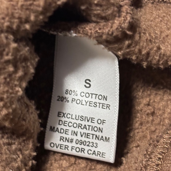 Essentials hoodie in dark brown Features front pocket and hood - Picture 6 of 11